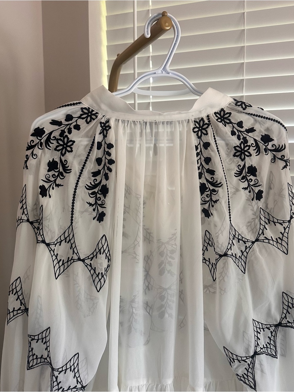 Anthropologie White Blouse with Black Floral Embroidery and Tie Neck - Picture 6 of 9